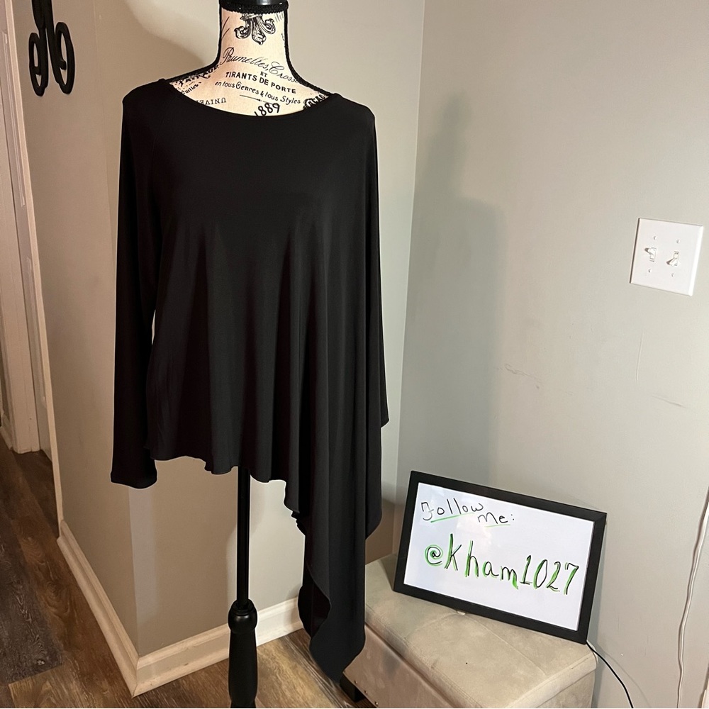LAST TANGO Asymmetrical Top. NWT Size Medium